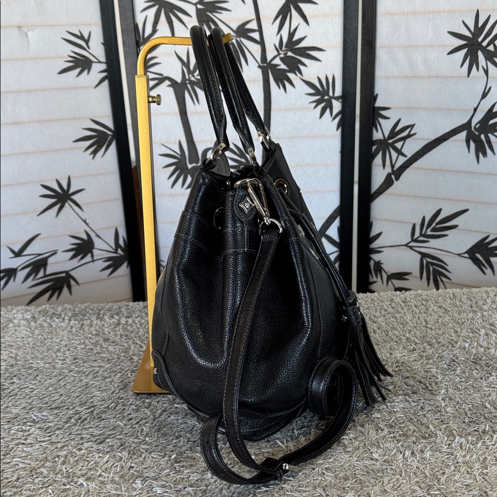 MCM Heritage Drawstring Convertible Shoulder Bag - image 7